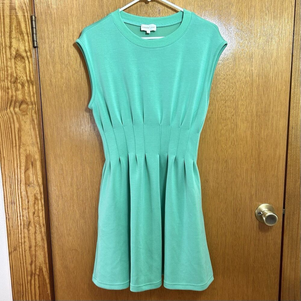 Entro Green Mini Dress Cap Sleeve Fitted & Pleated Waist Women’s Size Small